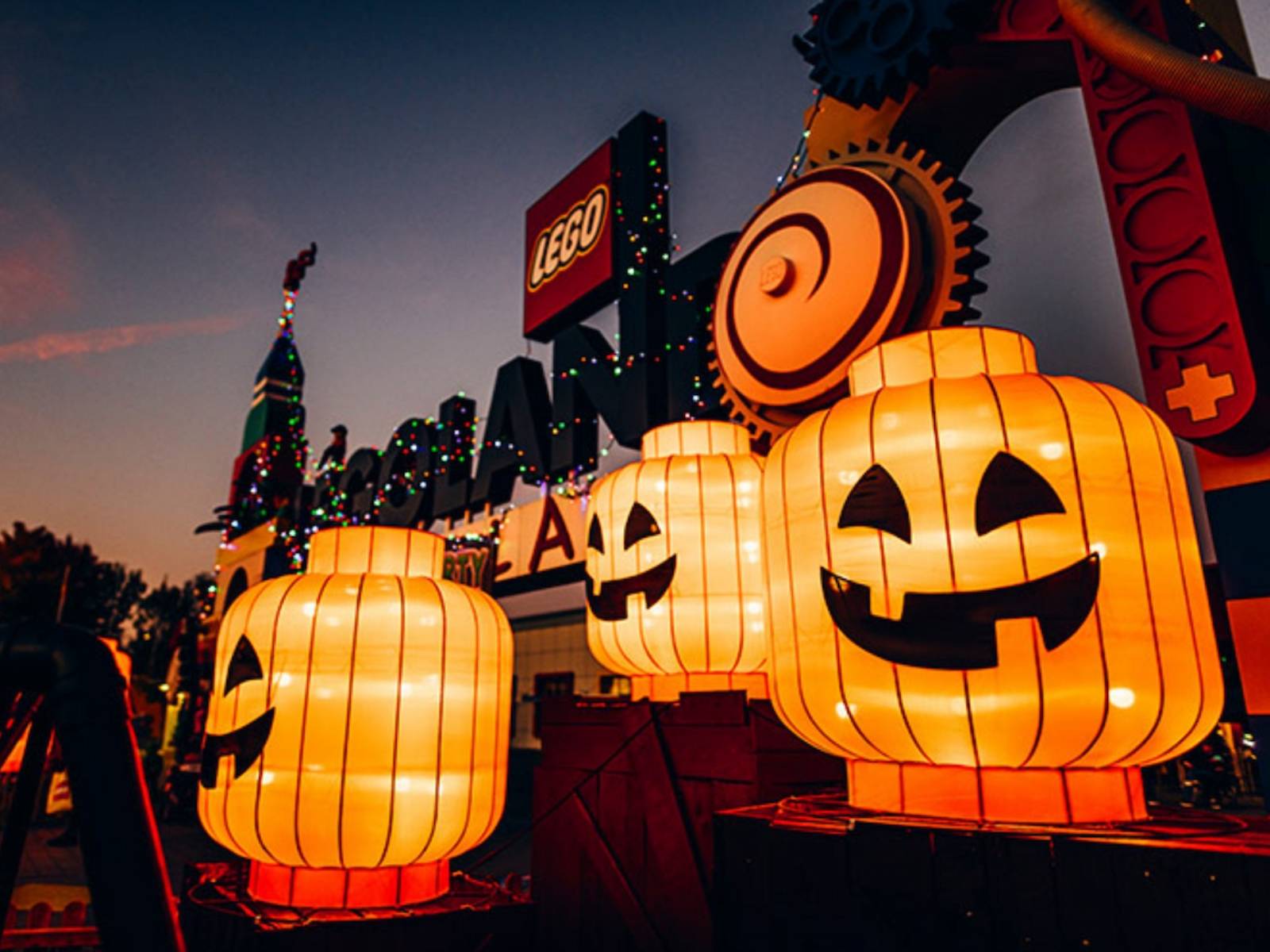 LEGOLAND Windsor Brick or Treat: Fang‑tastic Family Halloween Fun